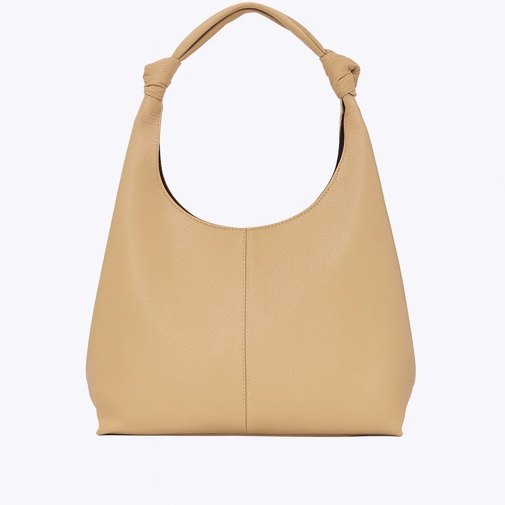 Elegant Tan Leather Shoulder Bag
